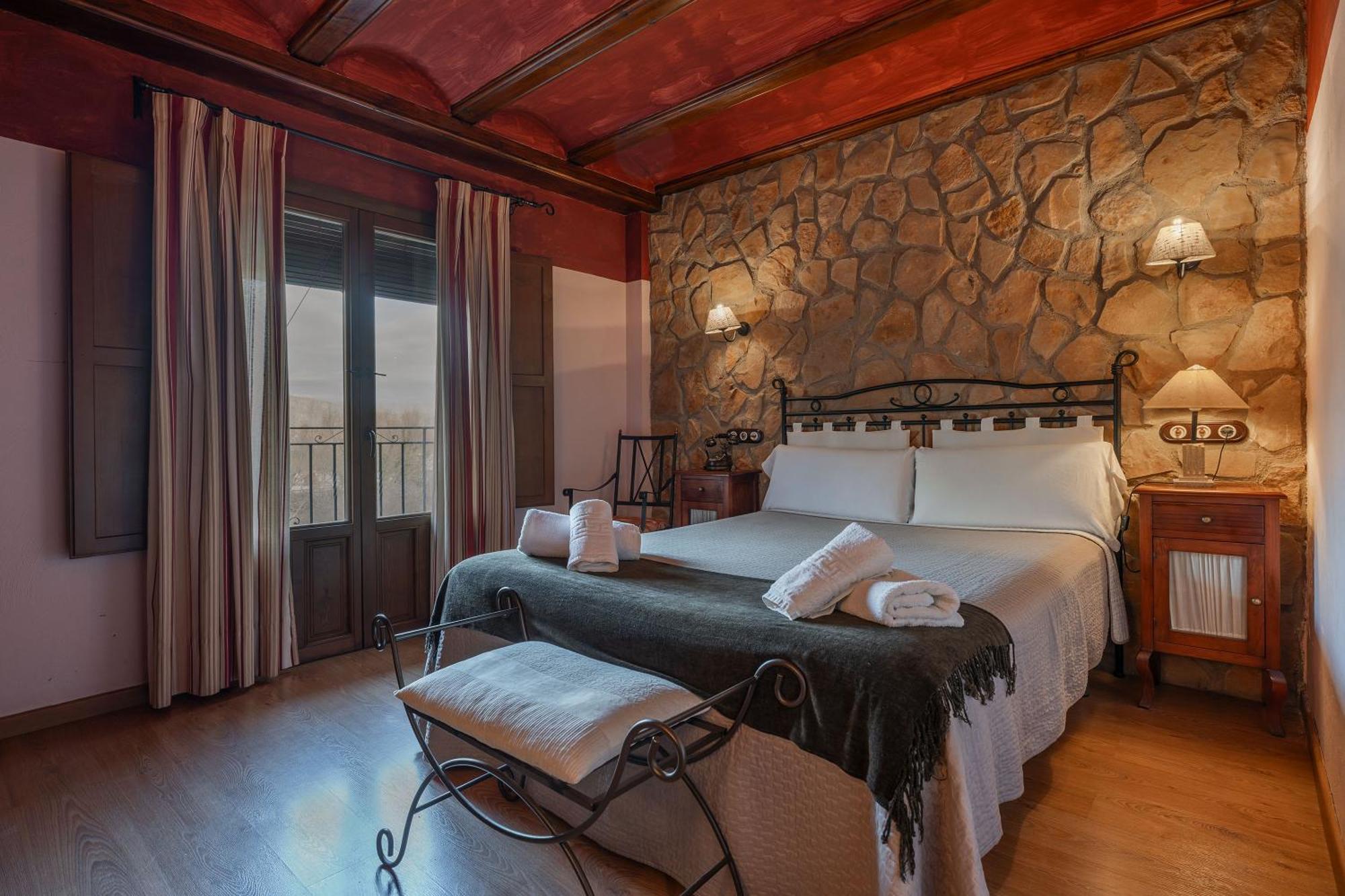 Hotel - Restaurante Prado Del Navazo Albarracín Eksteriør bilde